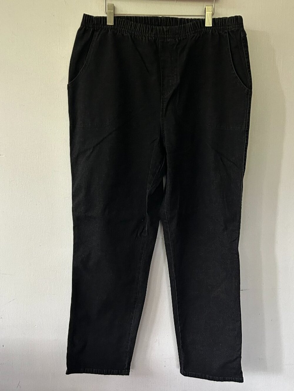 d&co Pull on Black Jeans Womens Large Elastic Waist Comfy Classic